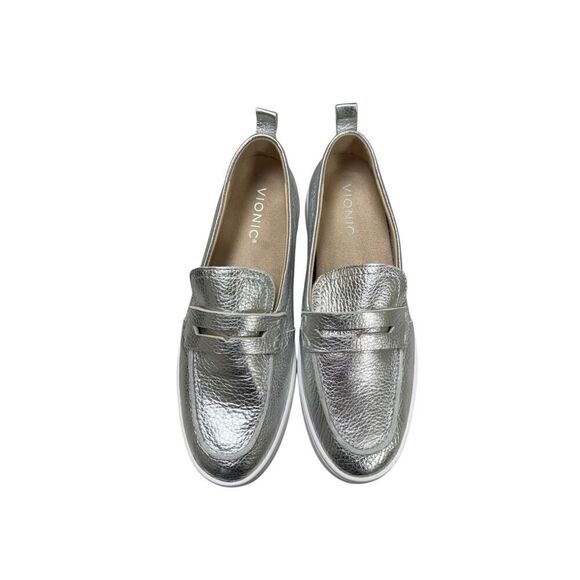 VIONIC Uptown Flats Shoes Loafers Leather Silver Comfort Size 8.5 New - Picture 2 of 5